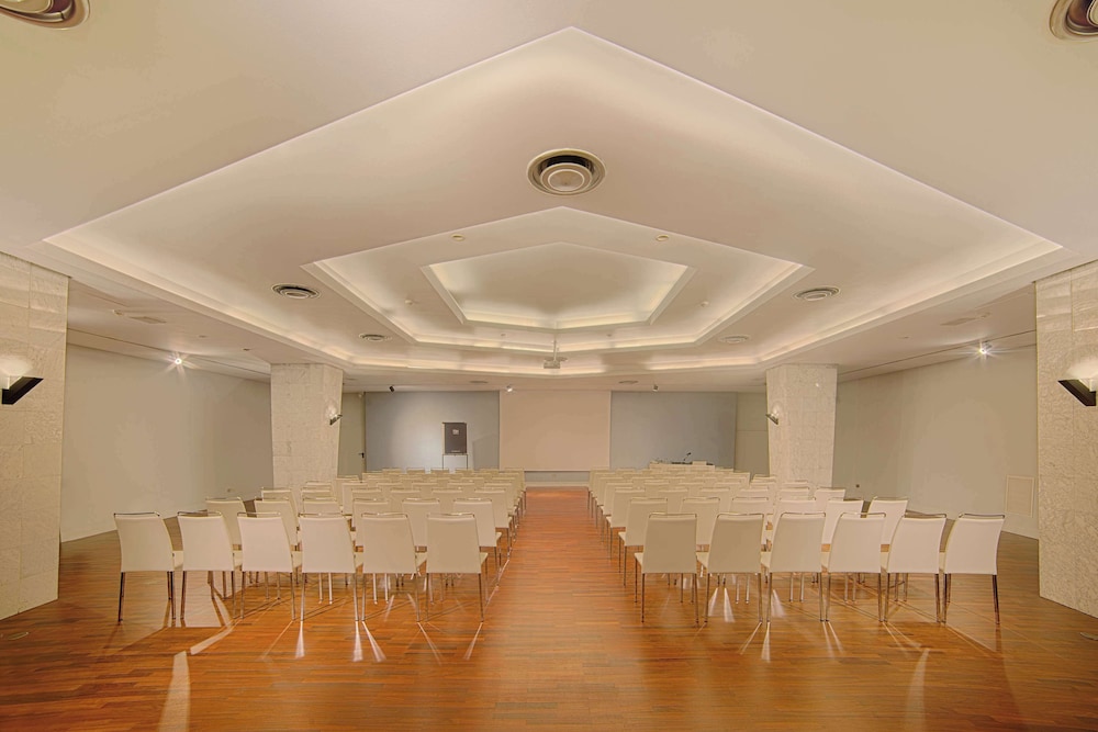 NH Torino Centro 44/50