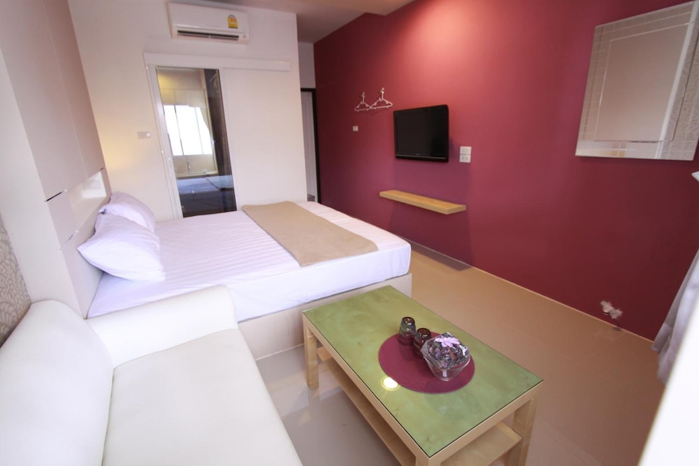 Bearing 26 Hotel 28/37
