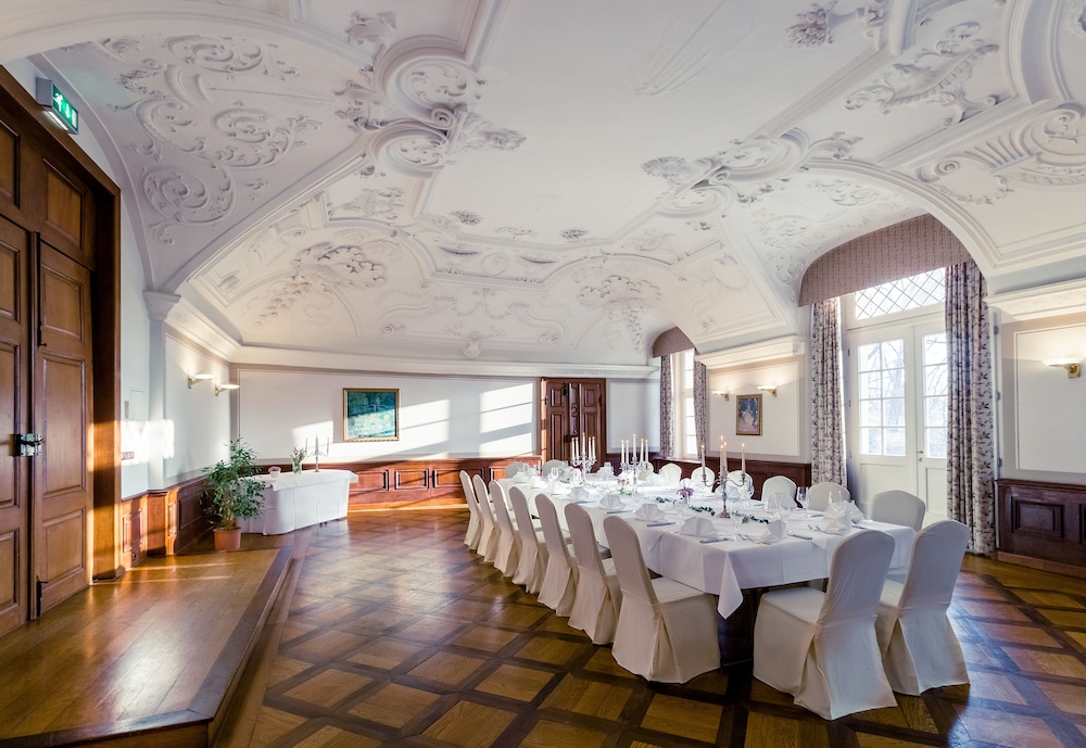 Hotel Schloss Neustadt-Glewe 28/42