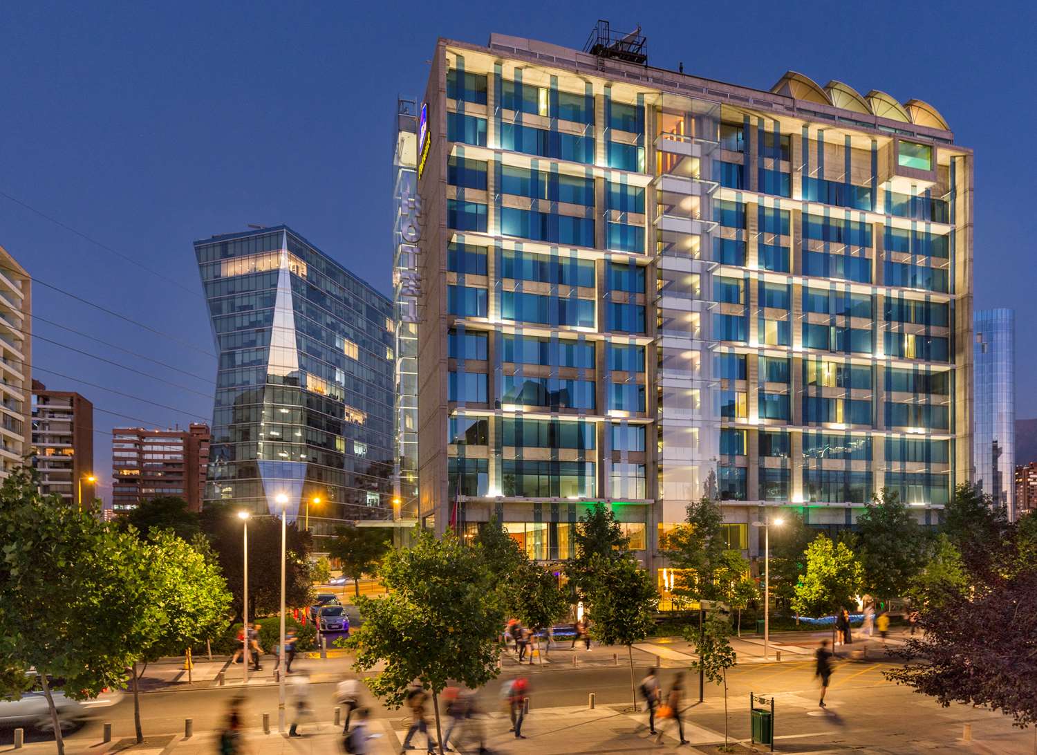 Best Western Premier Marina Las Condes 2/12