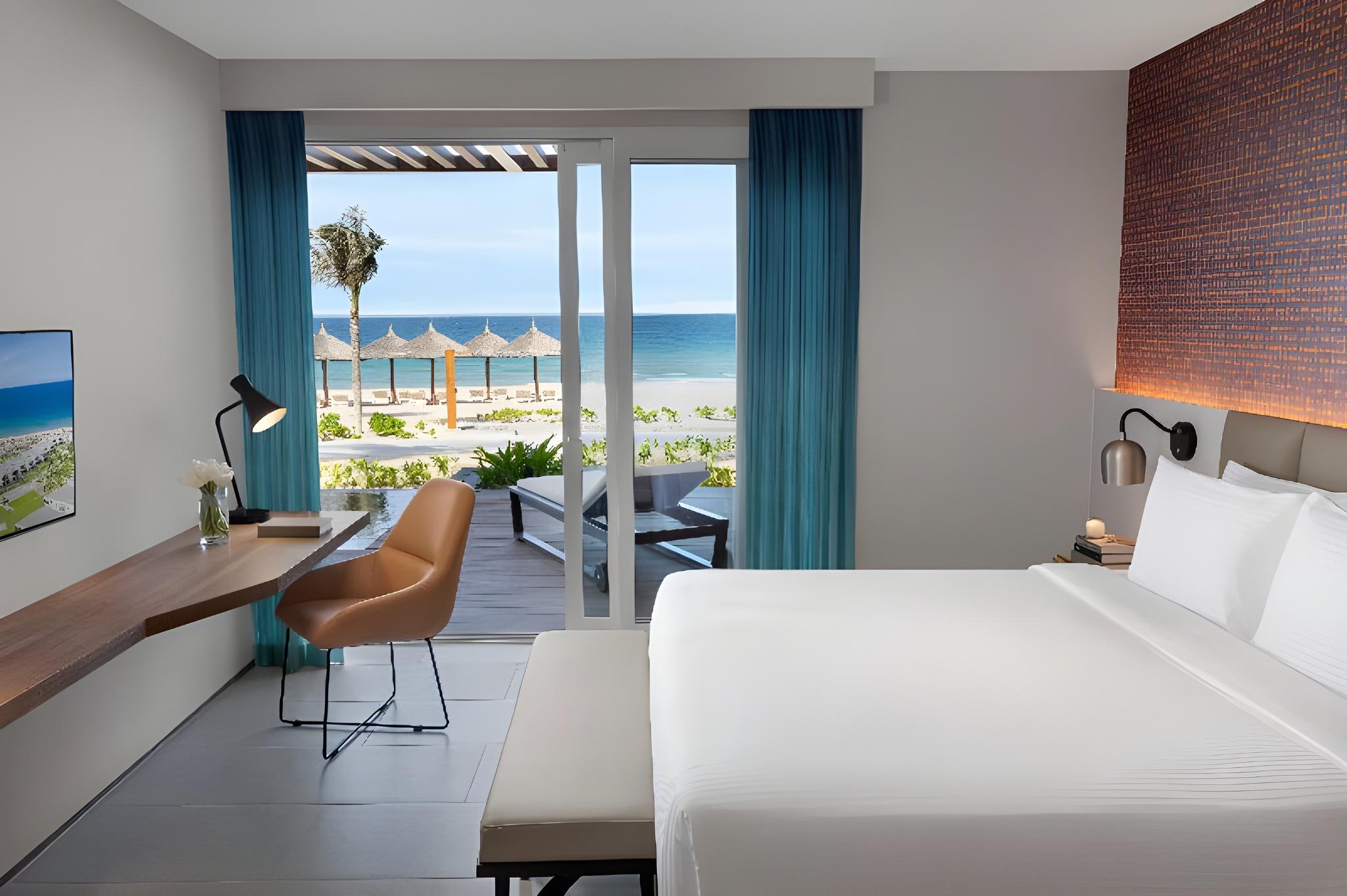 2 Bedrooms, Pavilion, Suite, King Bed, Beach Front, Private Pool