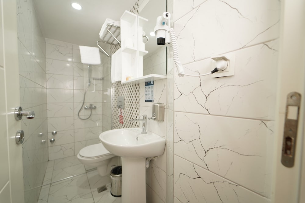 Deniz Hotel Konyaalti 94/94
