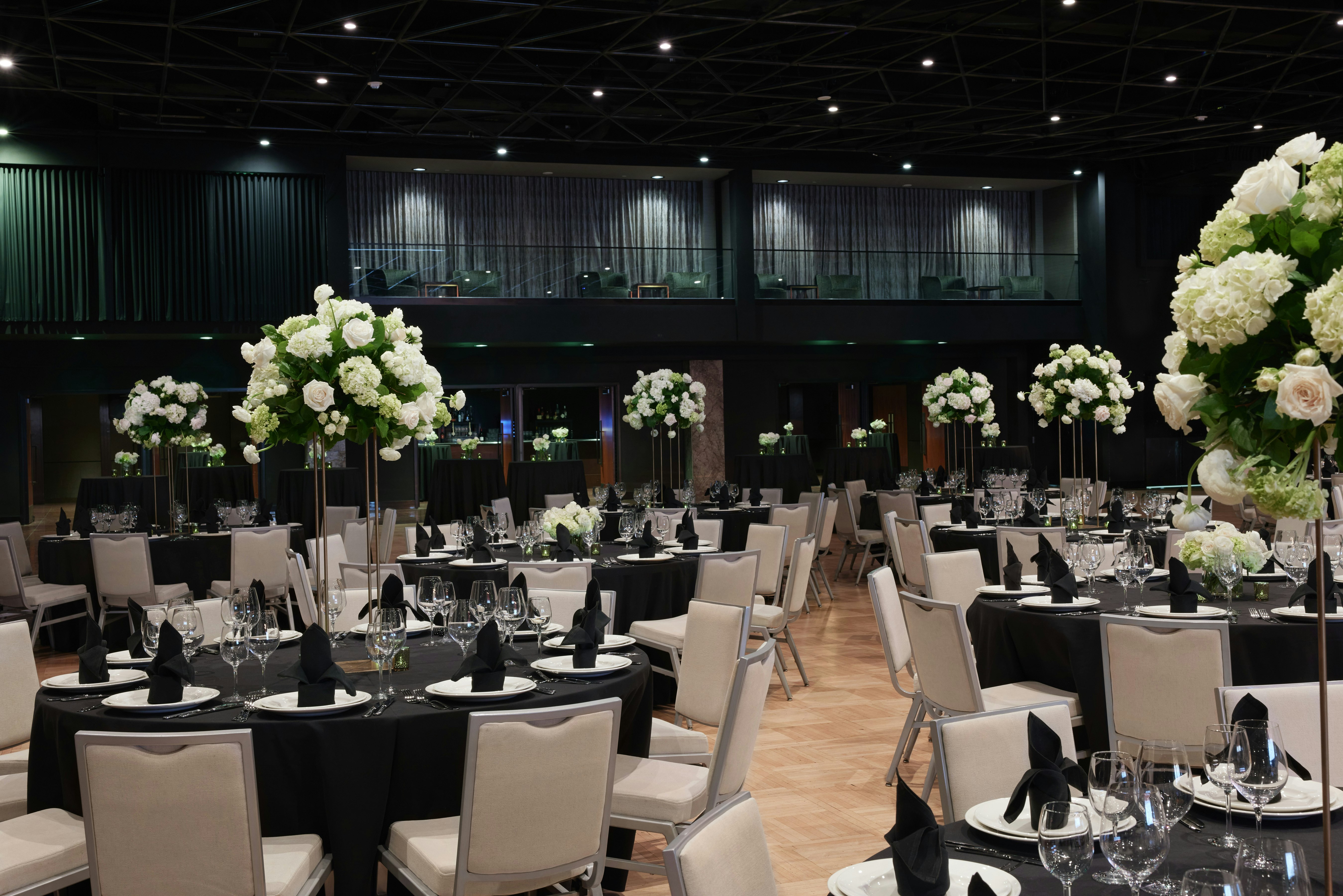 The Statler Dallas Curio Collection By Hilton 34/50
