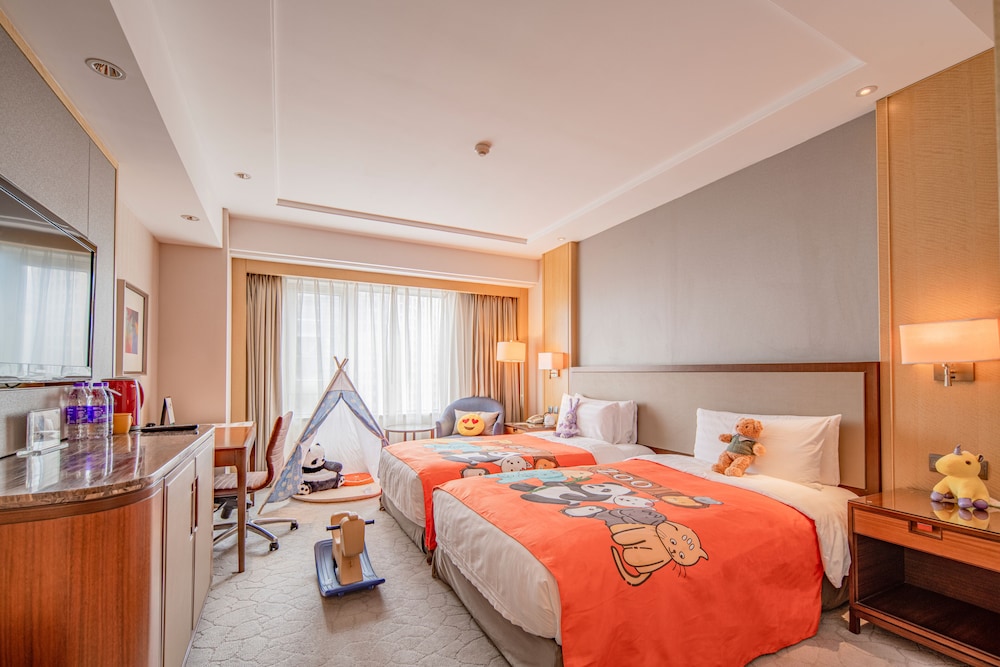 Deluxe, Twin Beds, Shangri-La Changchun 2/10