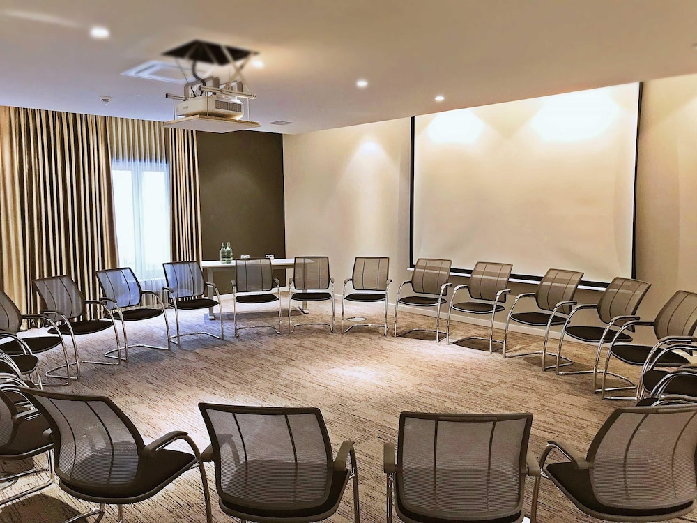 Mercure Hotel Kaiserhof Frankfurt City Center 54/58