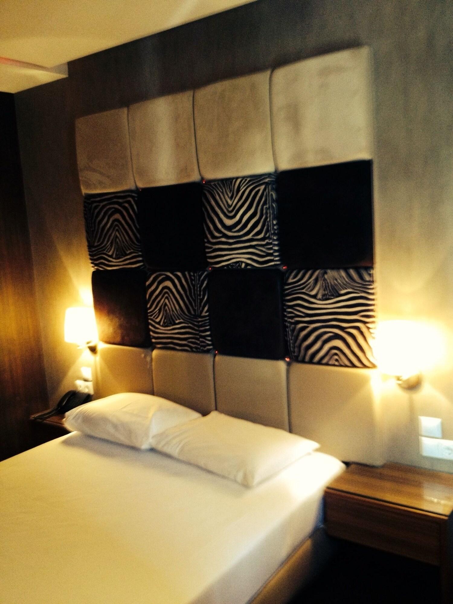 Lacoba Hotel 18/33