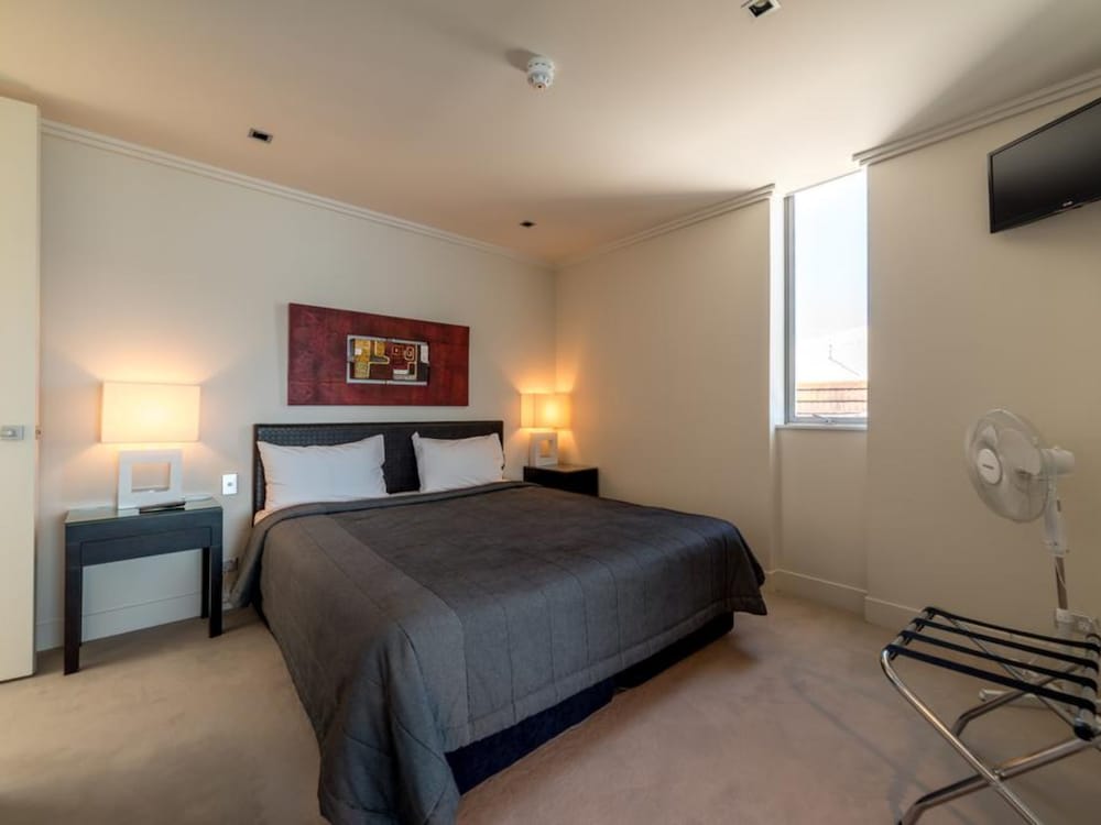 Water, Apartment, Twin Beds, 2 King Beds, Lake Front
