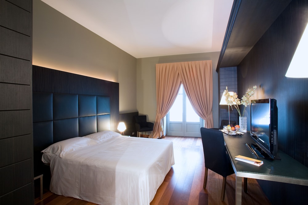 Hotel Porta Felice & Spa 26/66
