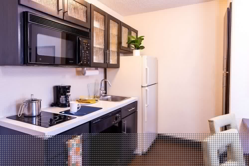 Sonesta Simply Suites Denver West Federal Center 30/38