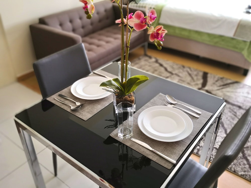 Avant Apartments At The Fort 37/49