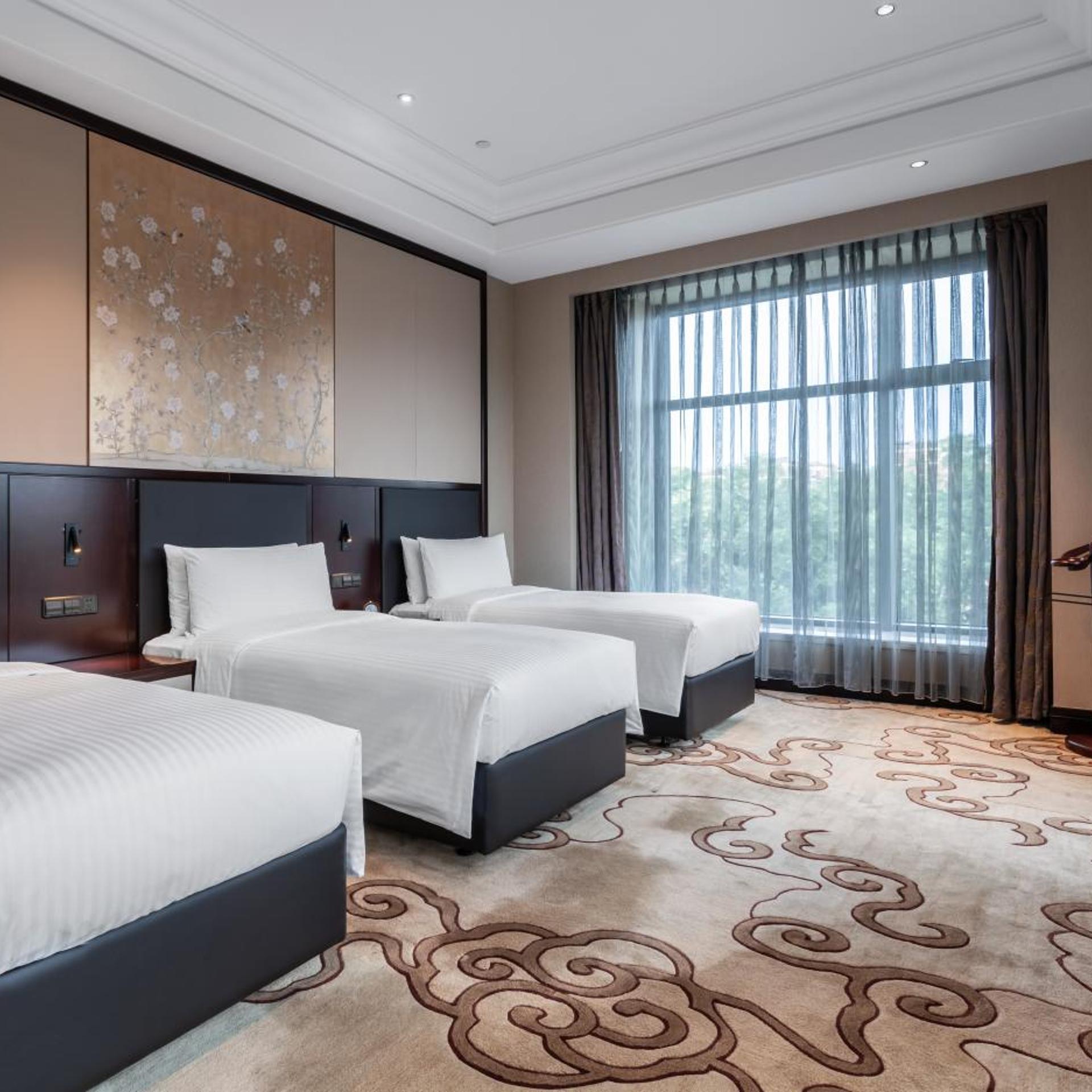 5 Bedrooms, Comfortable, Suite