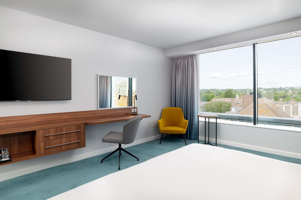 Hampton by Hilton Canterbury 22/61