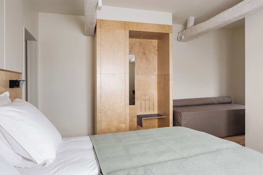 Superior, Triple, 3 Beds, New Hotel Opera 5/10