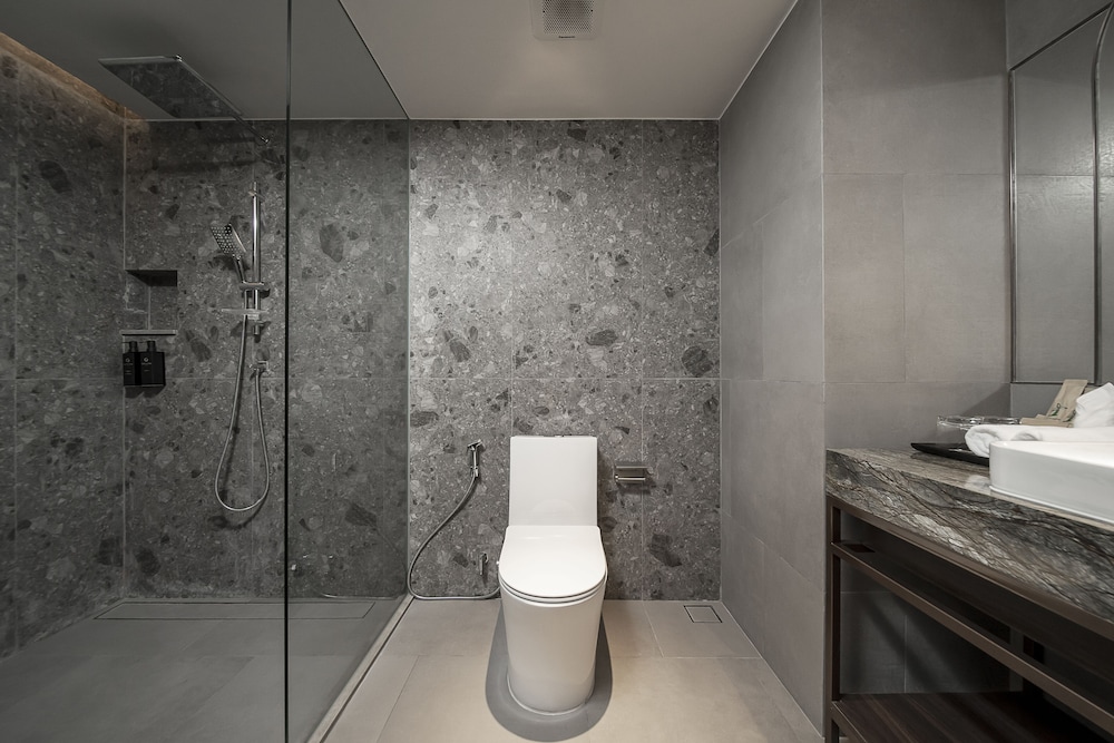 Gardina Asoke Hotel & Residence 49/49