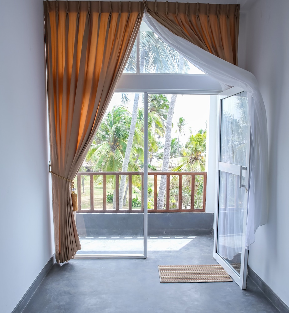Hotel Star White Negombo 27/50
