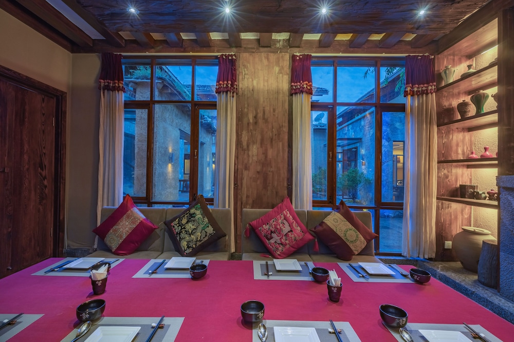 Arro Khampa by Zinc Journey Shangri-la 5/72