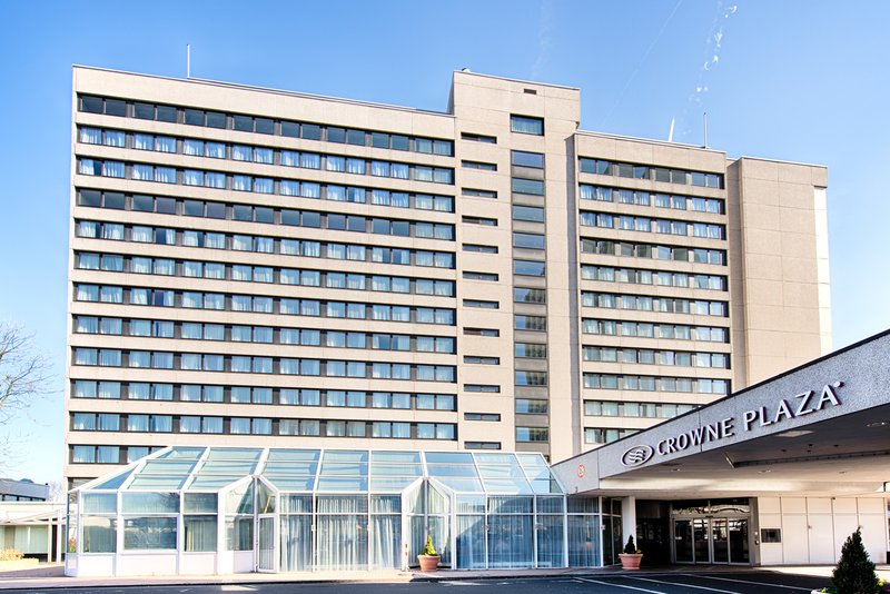 Crowne Plaza Frankfurt Congress Hotel 5/79