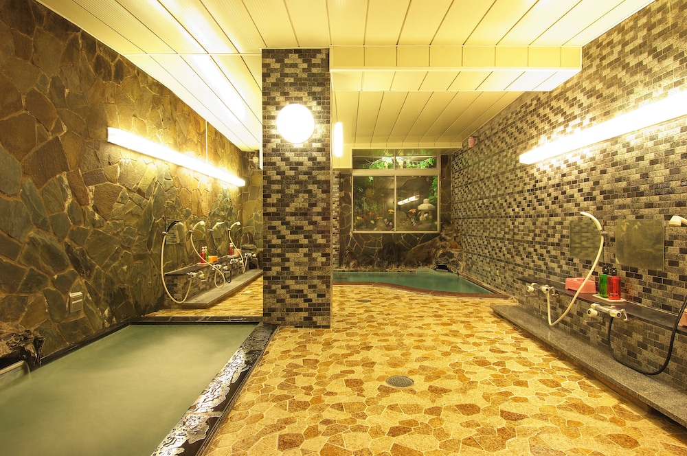Hotel Sanraku 11/45