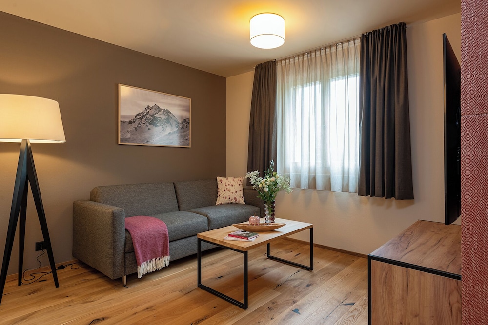Pradas Resort Brigels 35/73