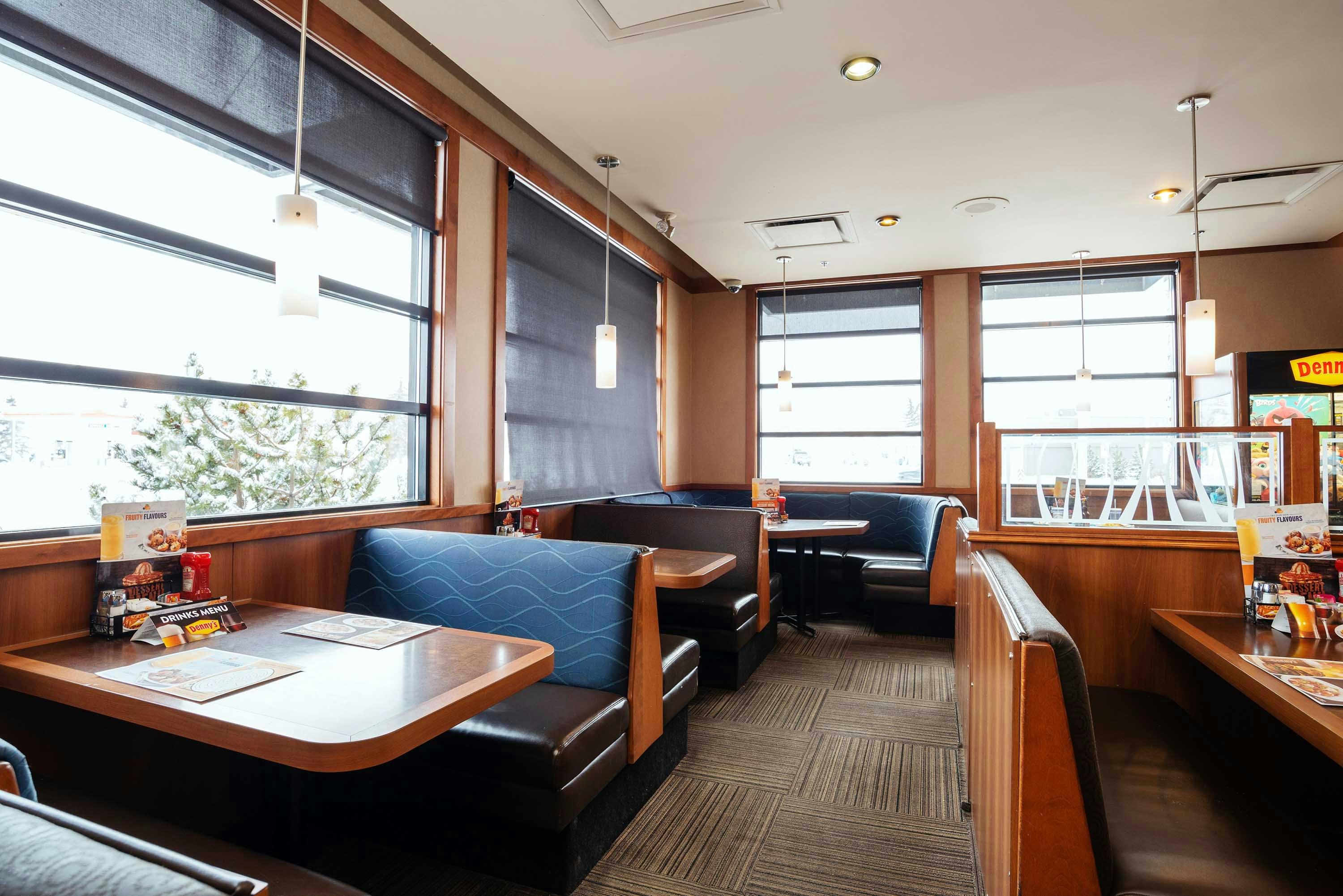 Sandman Hotel and Suites Calgary West 14/67