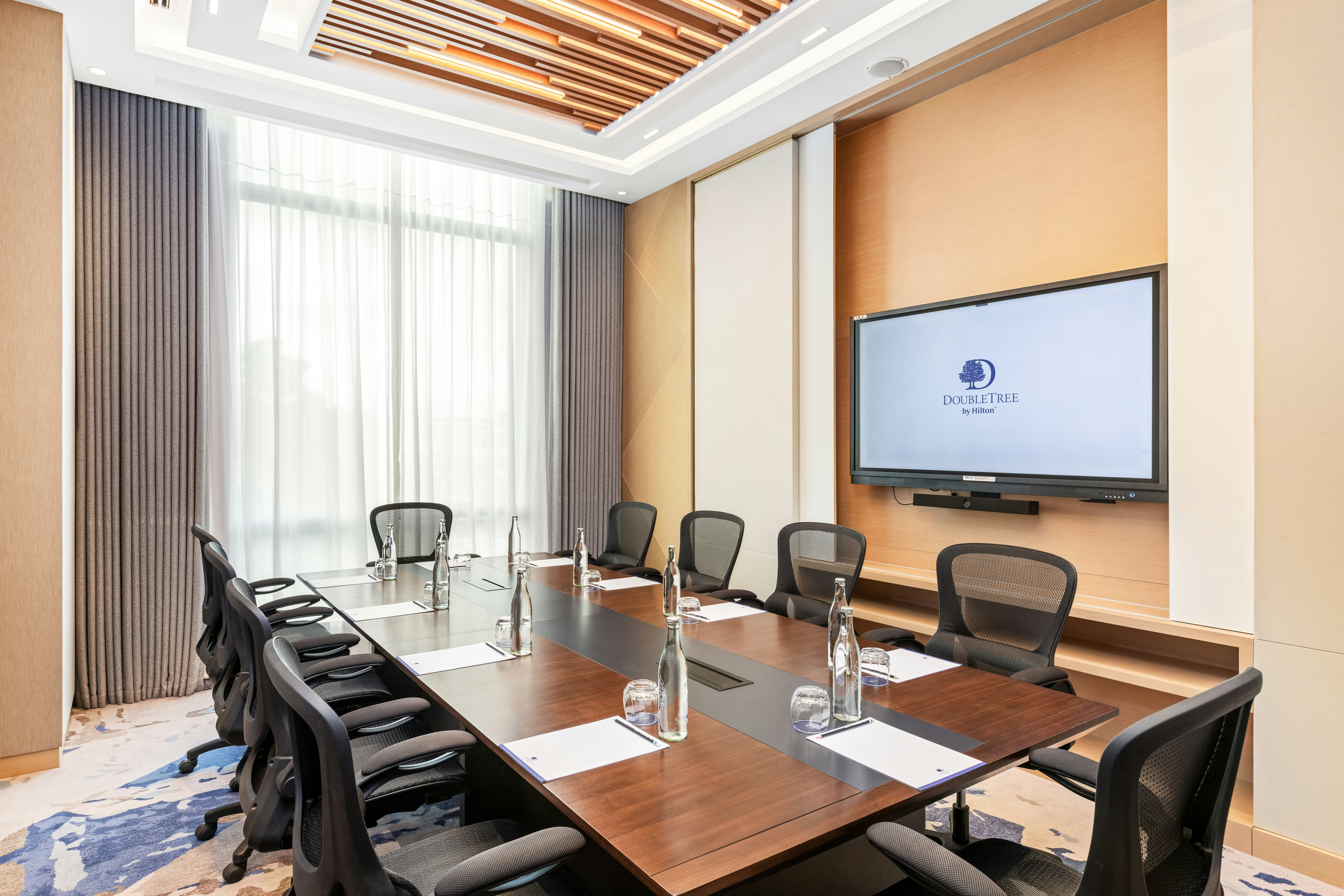 DoubleTree by Hilton Vientiane 41/47