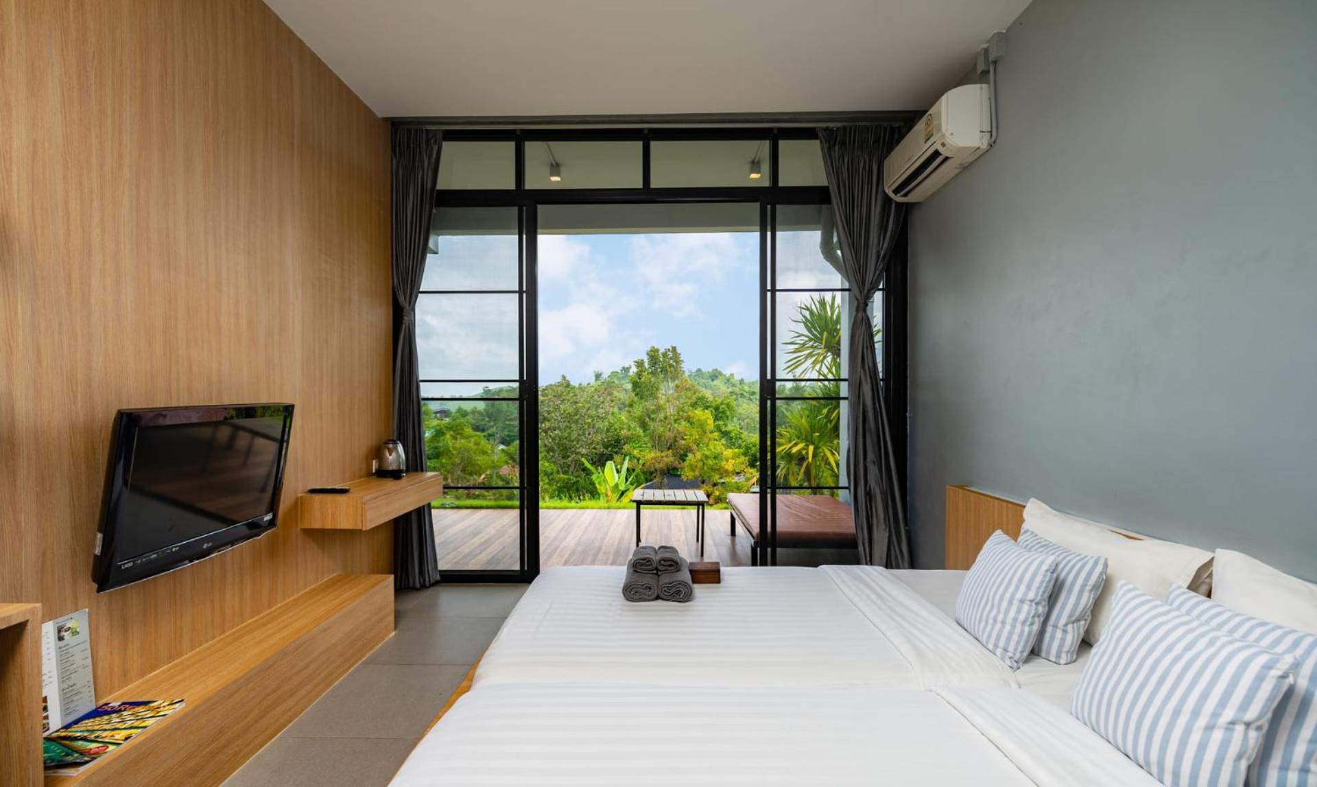 Veravian Resort 12/48