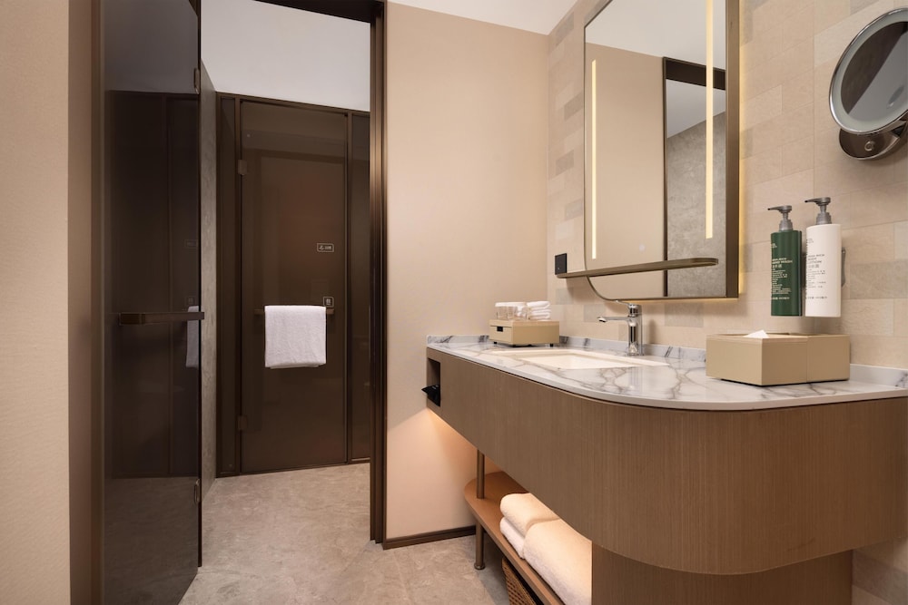 Hilton Garden Inn Chengdu Huaxi Wuhou Shrine 55/56