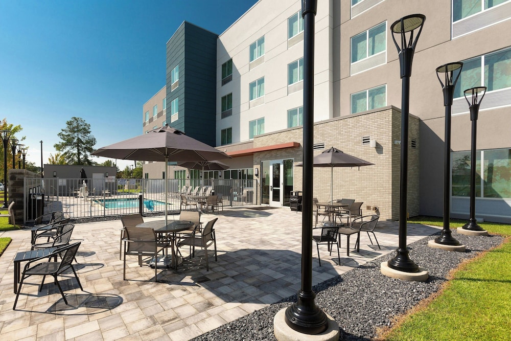 Fairfield Inn & Suites Coastal Carolina Conway 28/31