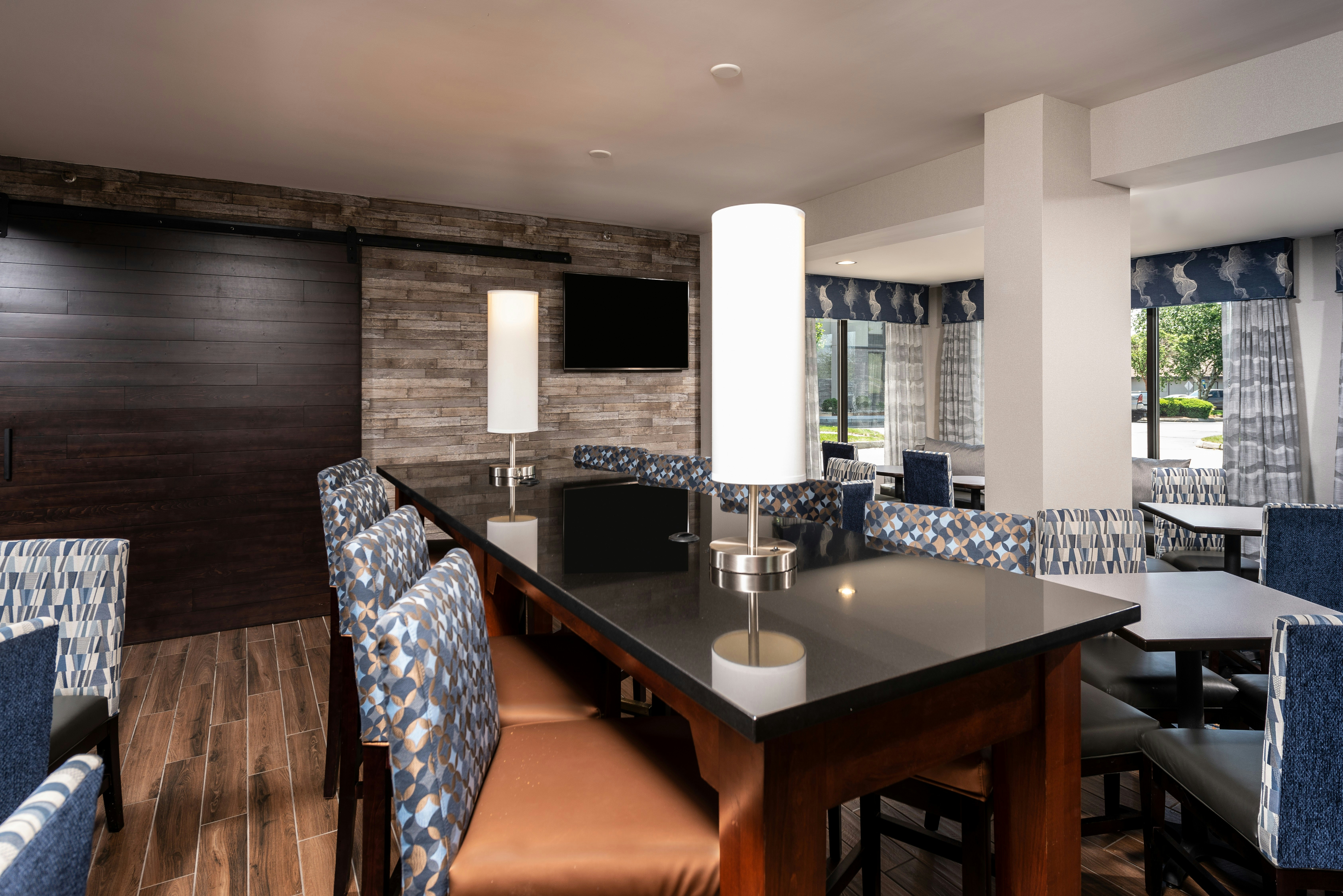 Hampton Inn Fall River/Westport 25/29