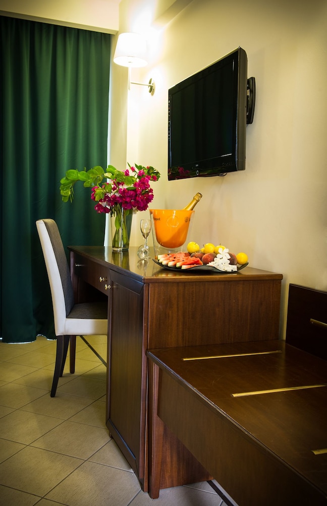 Lobby at EliHotel, SANT ALESSIO SICULO