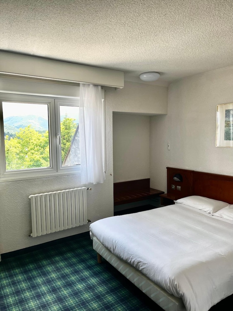 Hotel Christ Roi 18/64