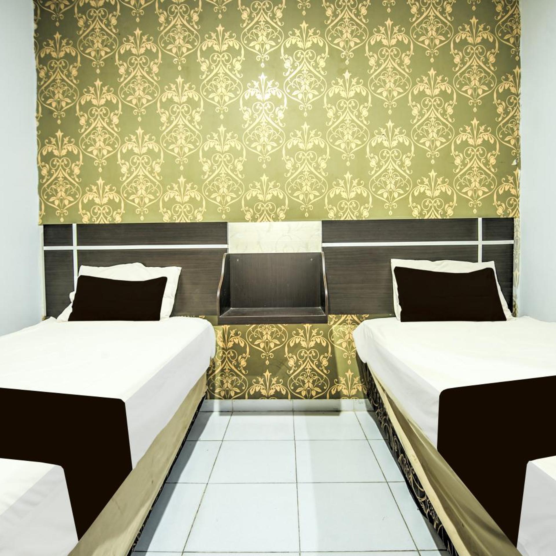 Hotel O Makassar near Mall Panakukang formerly Hotel Lucky Inn Makassar 27/44