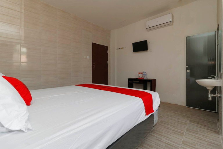Reddoorz Plus Near Rs Royal Prima 10/17