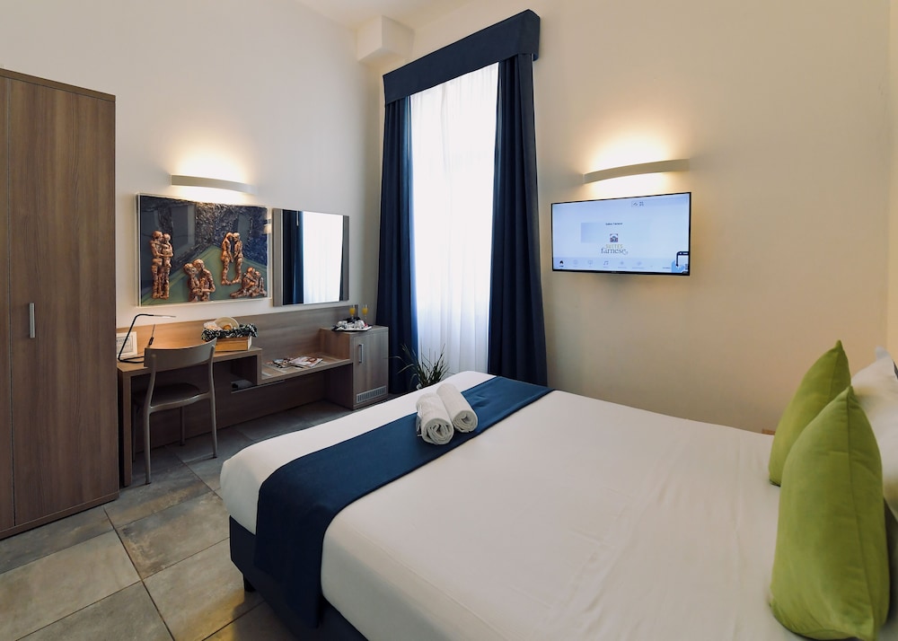 Suites Farnese Design Hotel 25/53