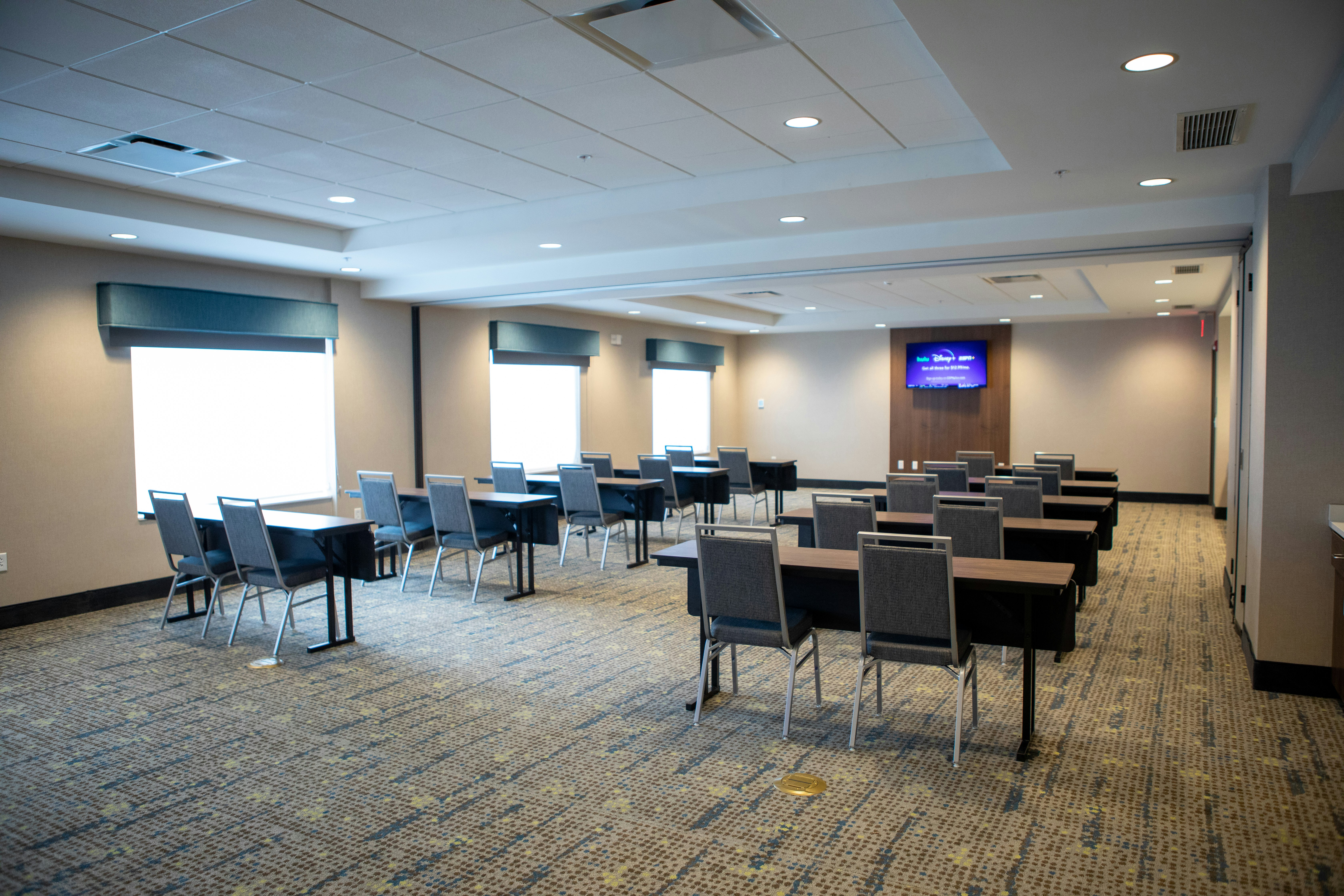 Hampton Inn Buffalo - Amherst 36/41