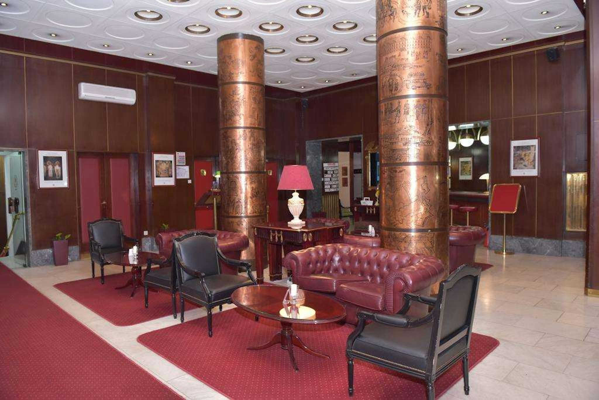 Palace Hotel 28/39