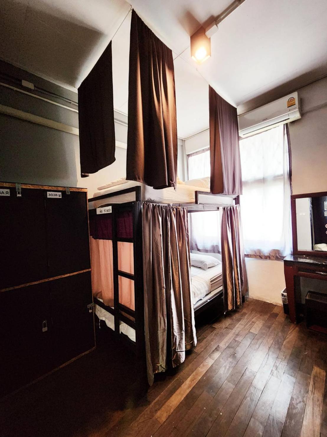 The Bloom Hostel 12/36