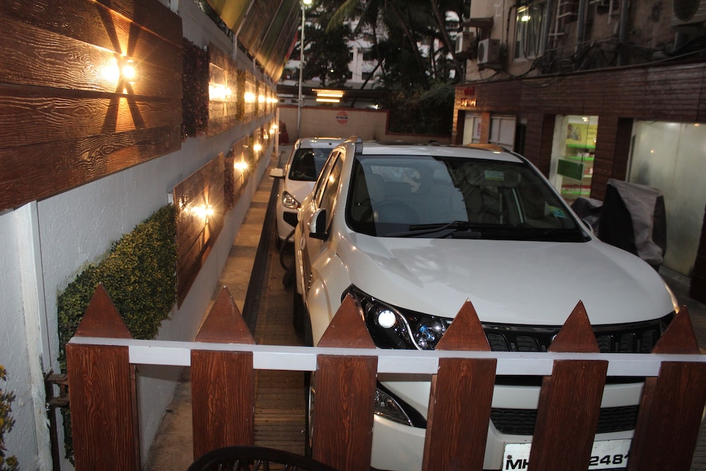 Choice Classic Hotel 18/30