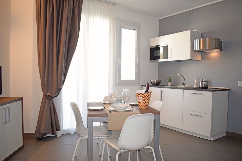 Travini Hotel Residence 41/50