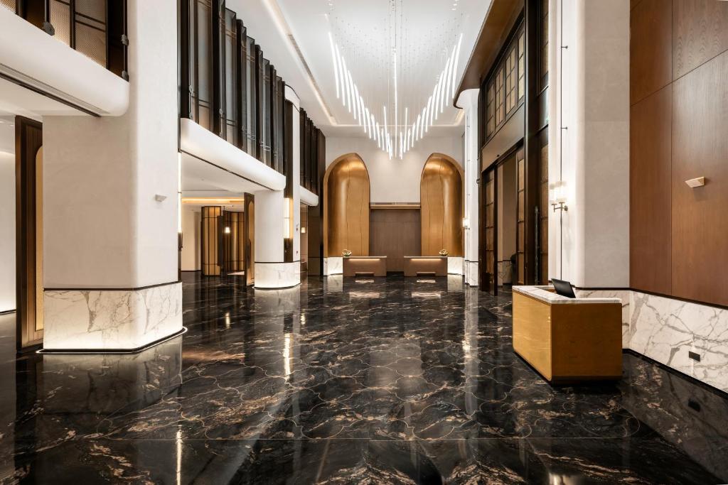 Wyndham Leshan Downtown 6/36