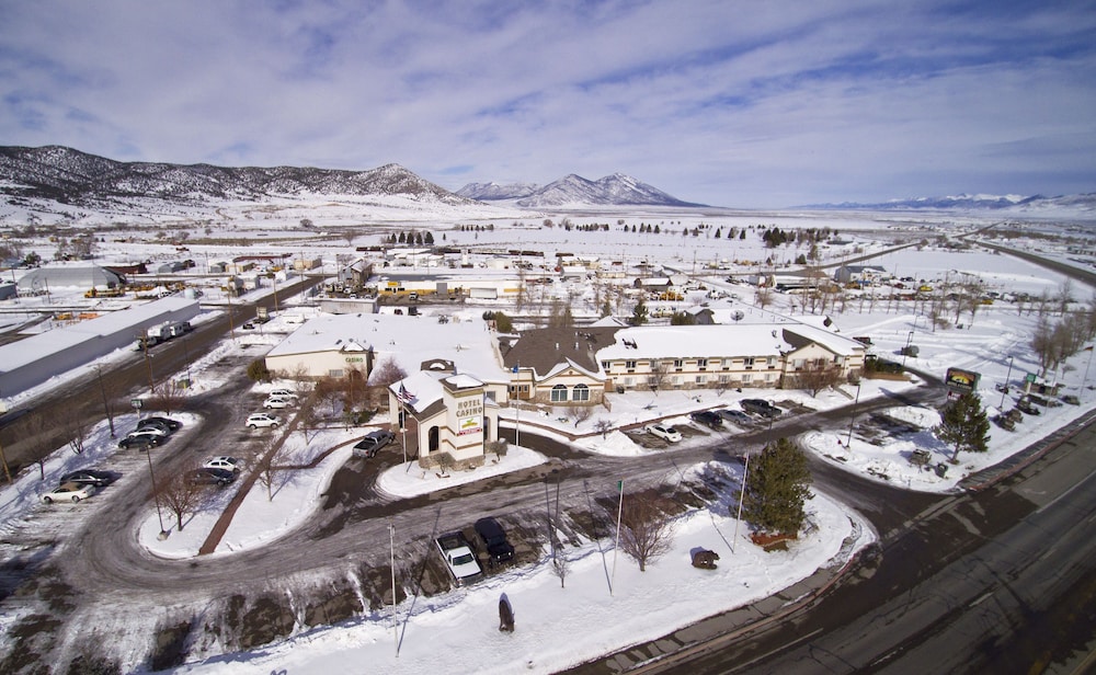 Prospector Hotel and Casino 72/75