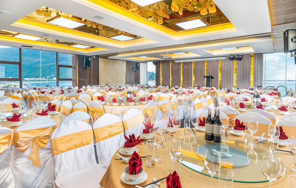 Gold Plaza Hotel Da Nang 39/50