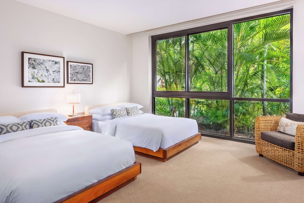 3 BEDROOMS, VILLA, 2 KING BEDS, 2 QUEEN BEDS, GARDEN VIEW