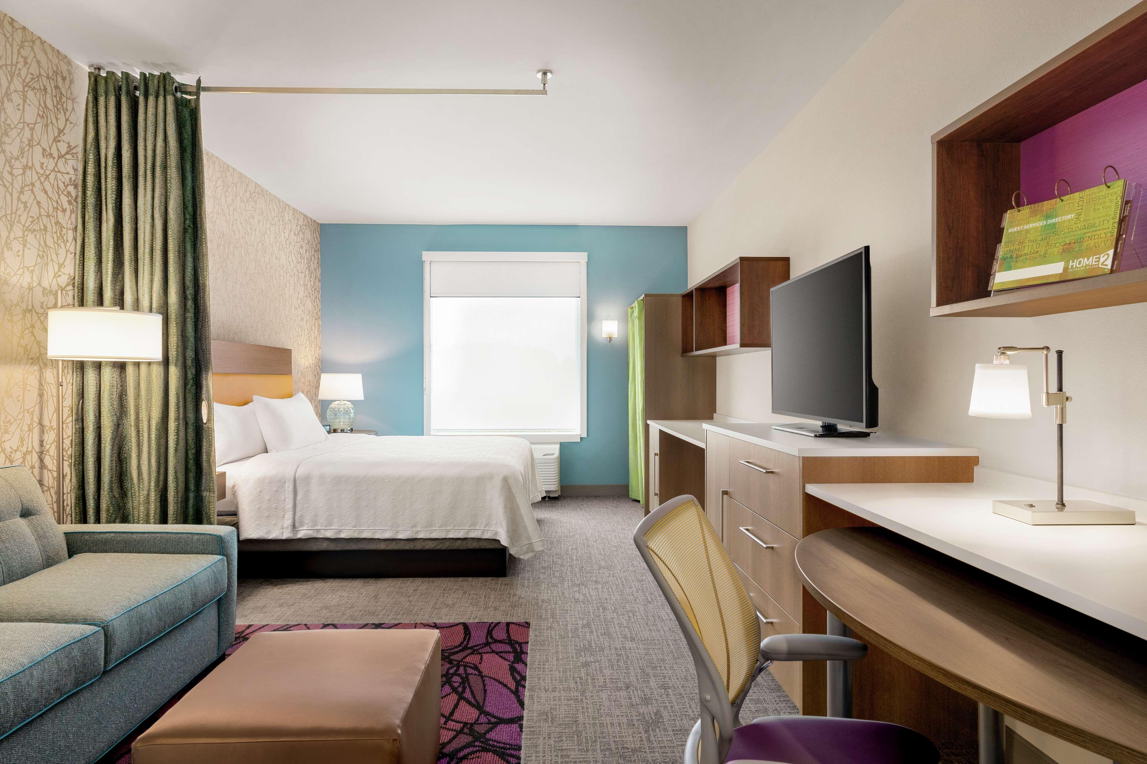 STUDIO, SUITE, KING BED, ACCESSIBLE