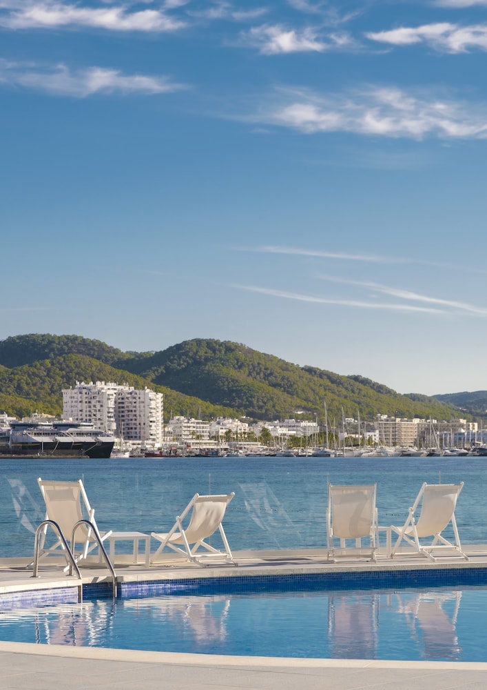 Innside Ibiza 58/64