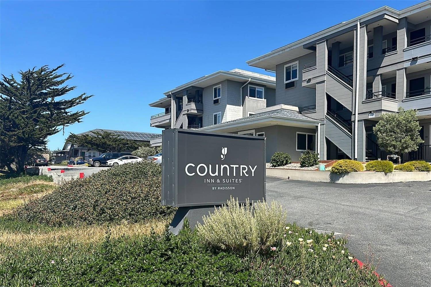 Country Inn & Suites by Radisson, Monterey Beachfront-Marina, CA 28/31