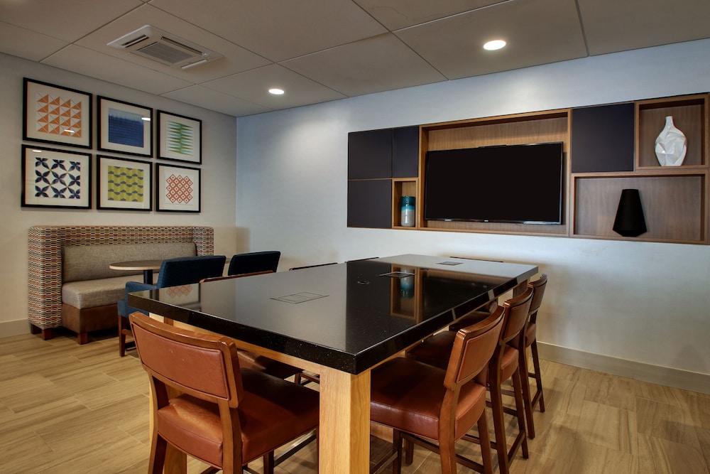 Holiday Inn Express Baltimore-Bwi Airport West 55/70