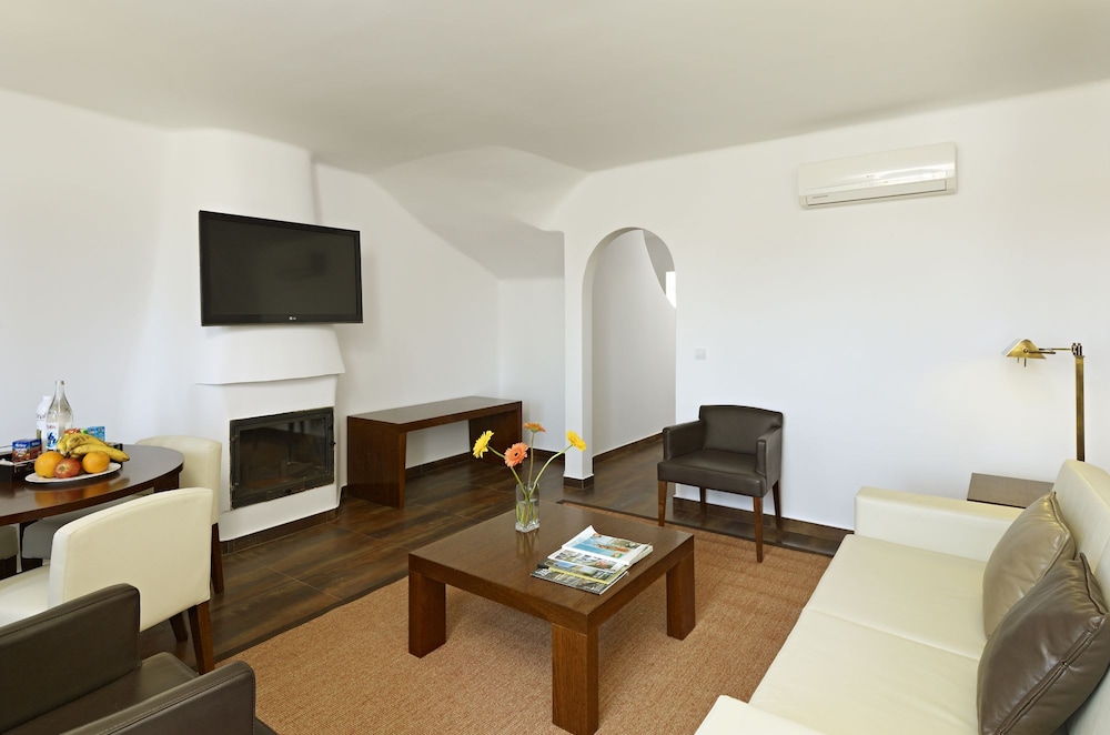 Sao Rafael Holidays 49/77