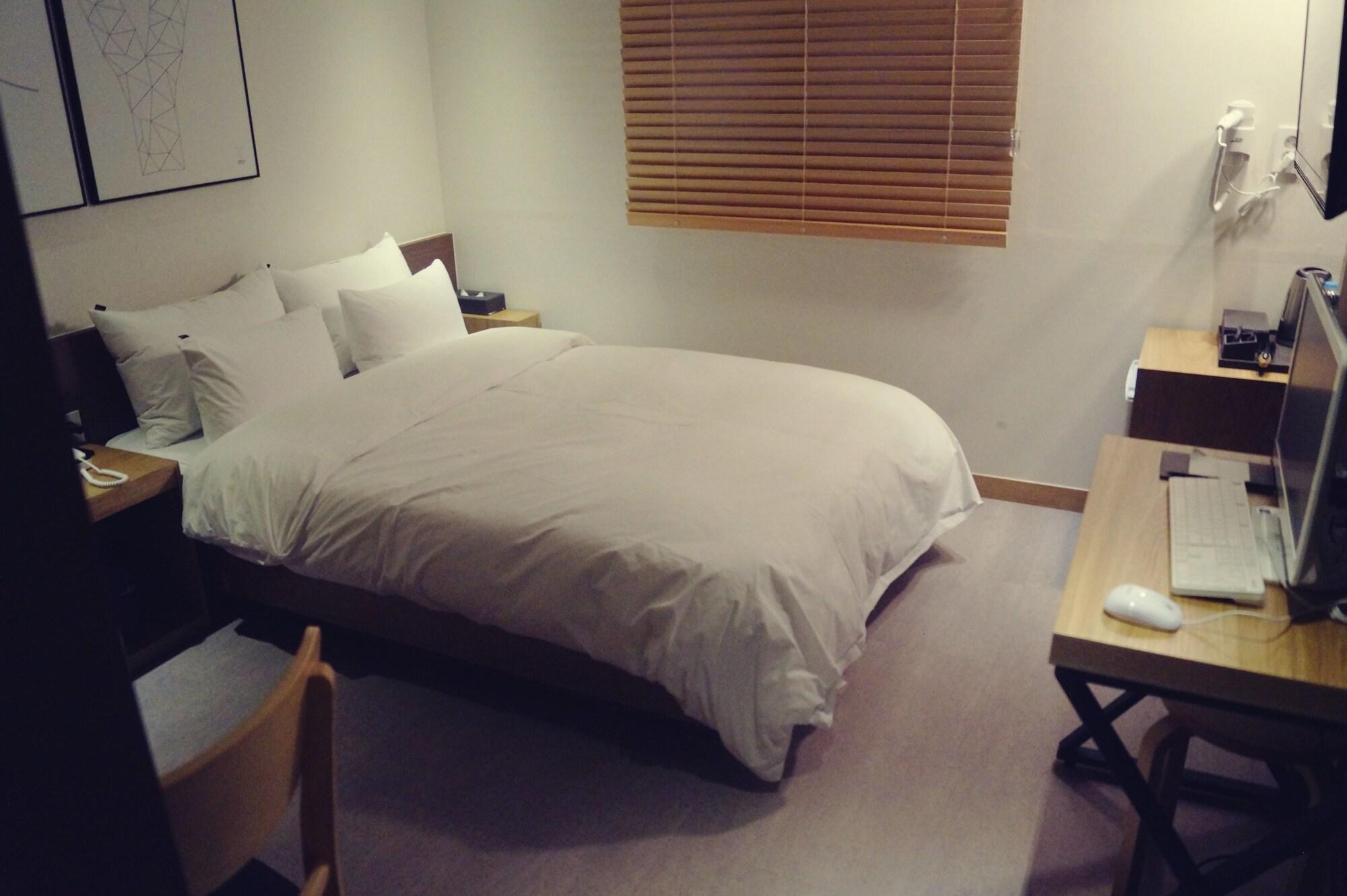 Design Hotel Xym 18/44