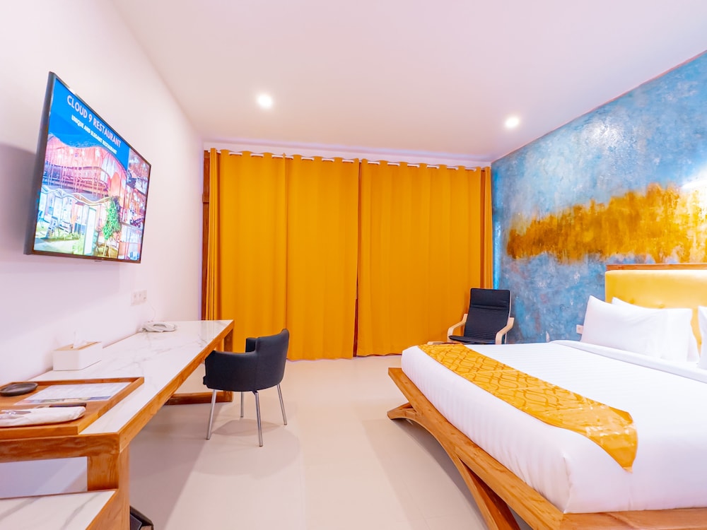 Pearl Sunset Resort 33/65